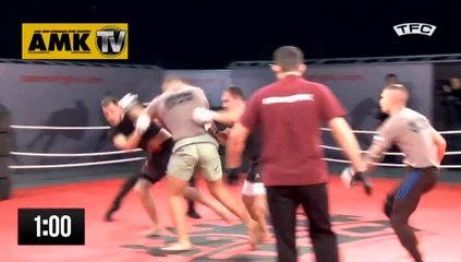 Mahalle kavgası gibi...