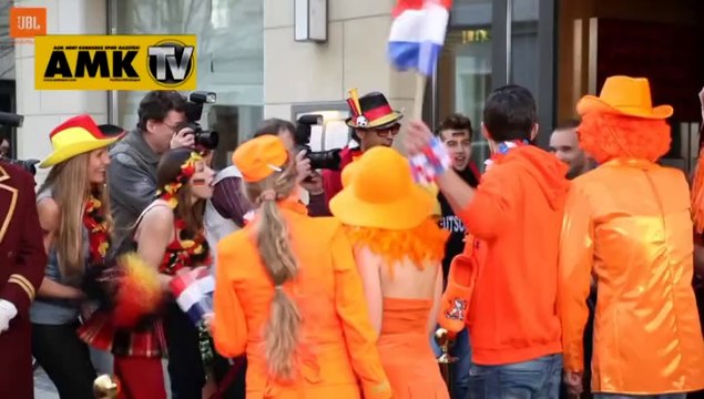 Sneijder ve Boateng reklamı kamera arkası