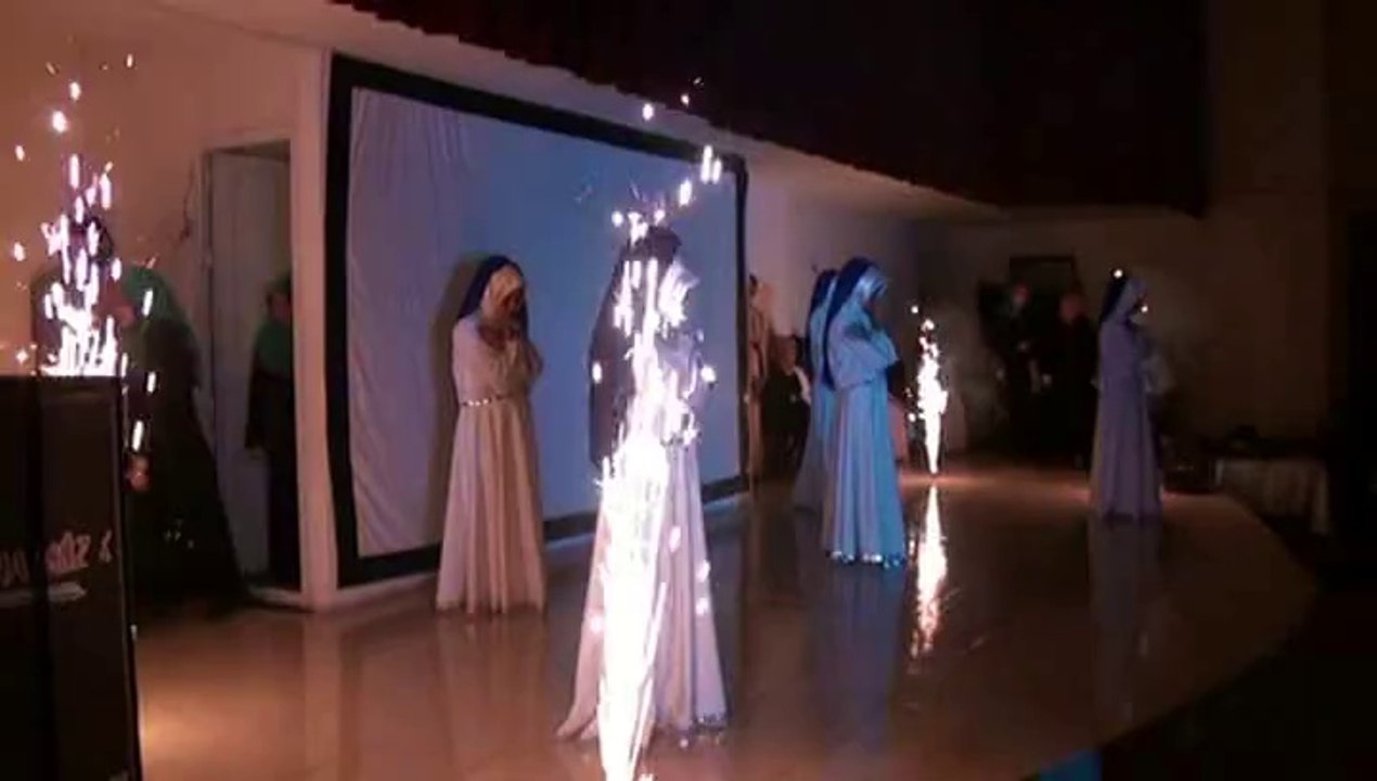 Dursunbey İmam Hatip'ten Unutulmaz Kutlu Doğum Programı
