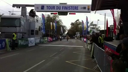 Tour du Finistère - victoire au sprint de Demoitié