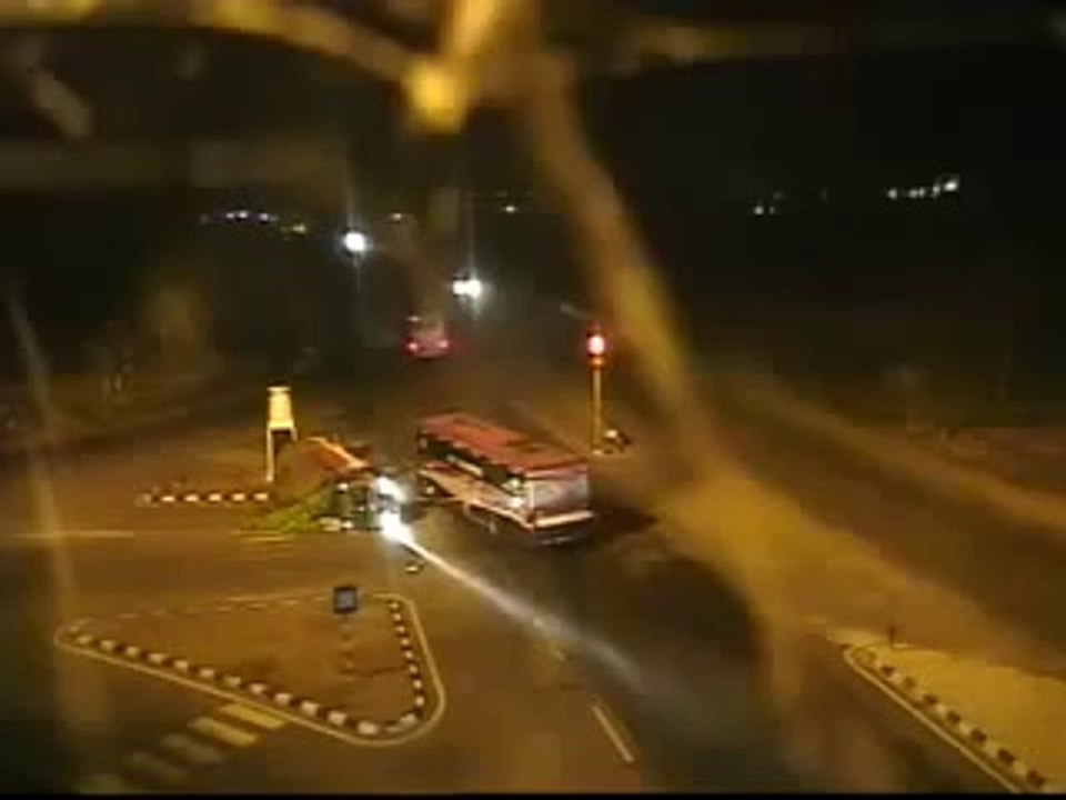 Live accidents on Highway