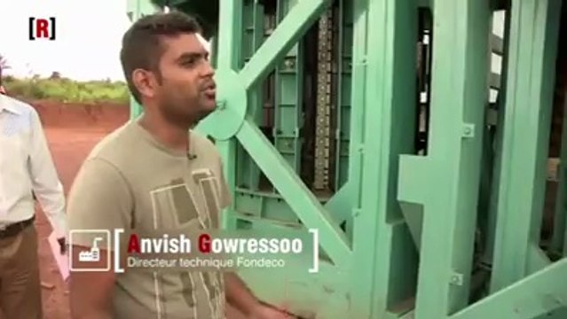 TRANS ROUTE CONGO : BUS DESSERVANT POINTE-NOIRE À DOLISIE.