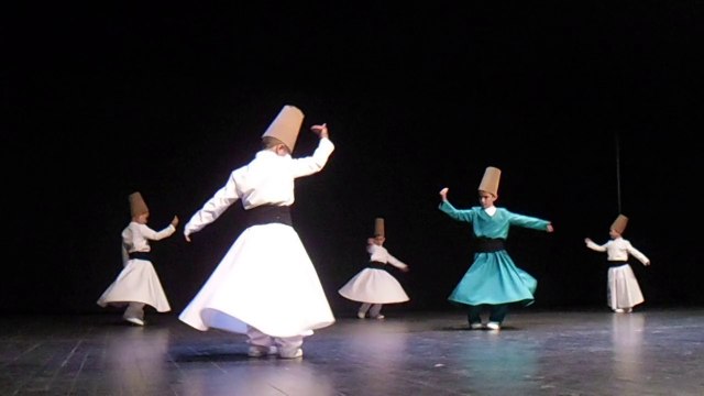 mertcan mevlana semazen gösterisi