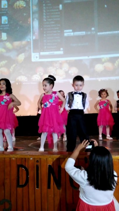 Zile Atiye Bekir Anaokulu Kadriye Hanım sınıfı 23 Nisan Etkinliği gösterisi (19.04.2014)