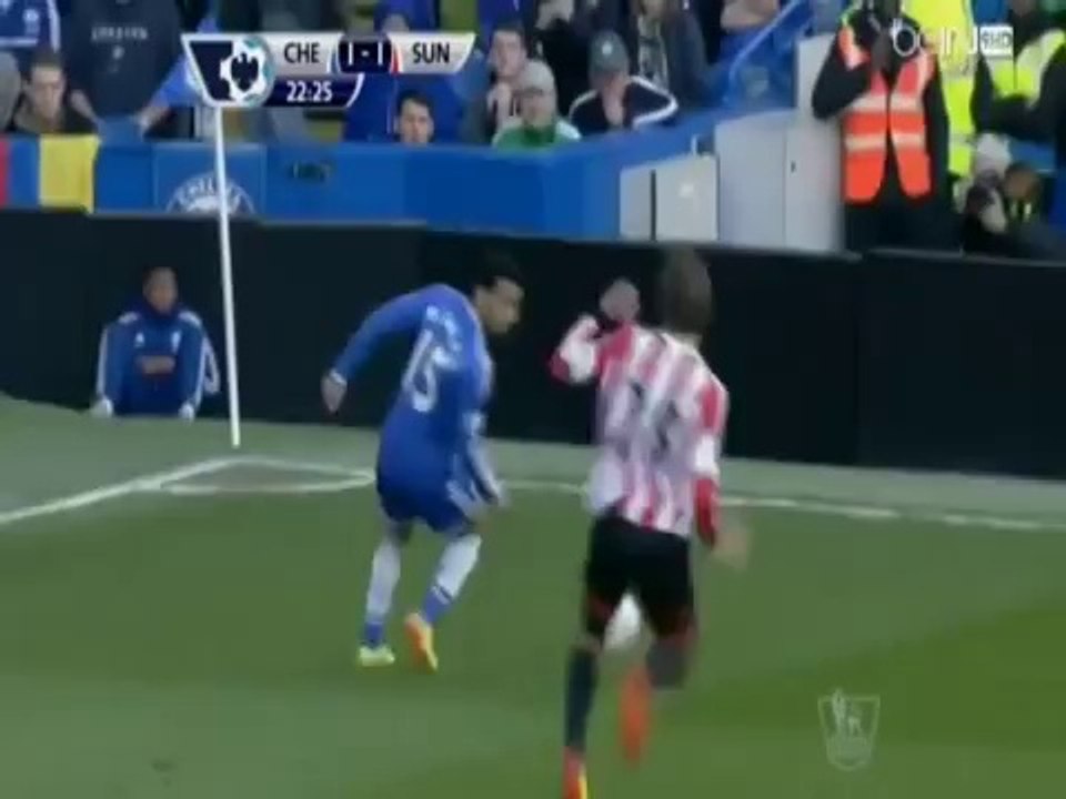 أحلى مراوغة لمحمد صلاح الرائع  في مباراة سندرلاند
