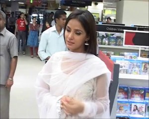 Neetu chandra looks gorgeous Cute & Sweet in White Dress at Deswa - New Bhojpuri Movie promo