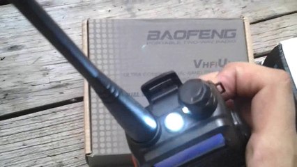 Baofeng UV 5R Dualband (PT BR)