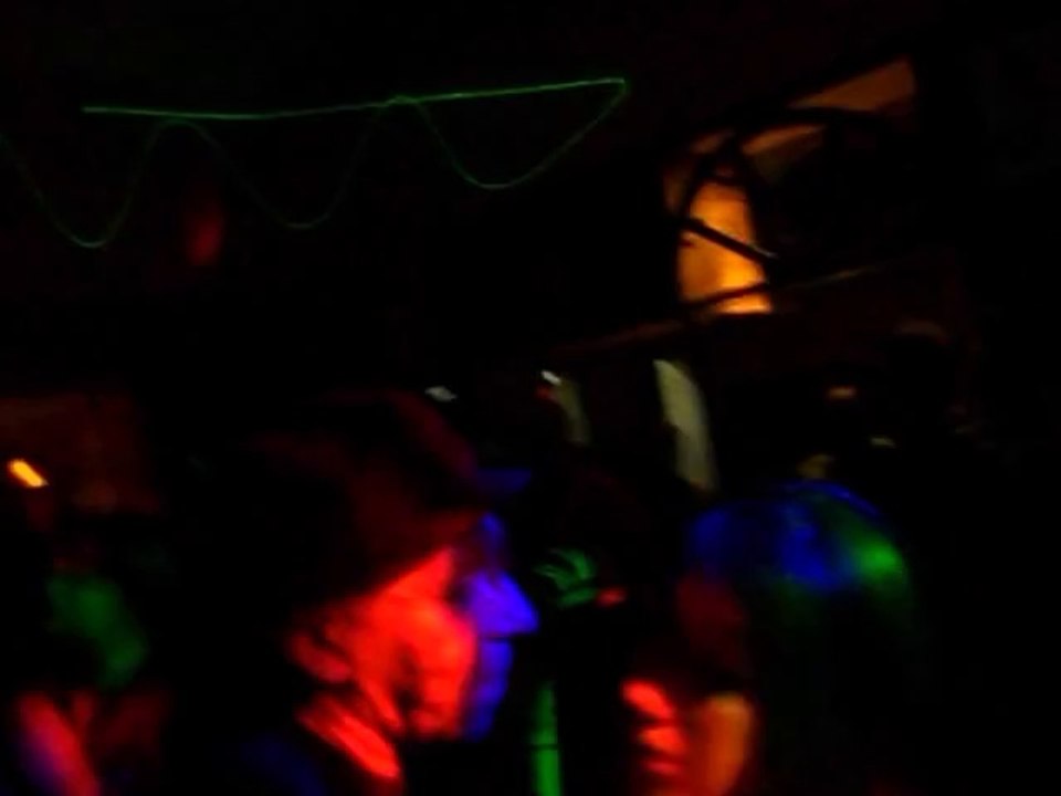 Fiesta Retro Hits - Lado B, Junior: Latino Party - The Party