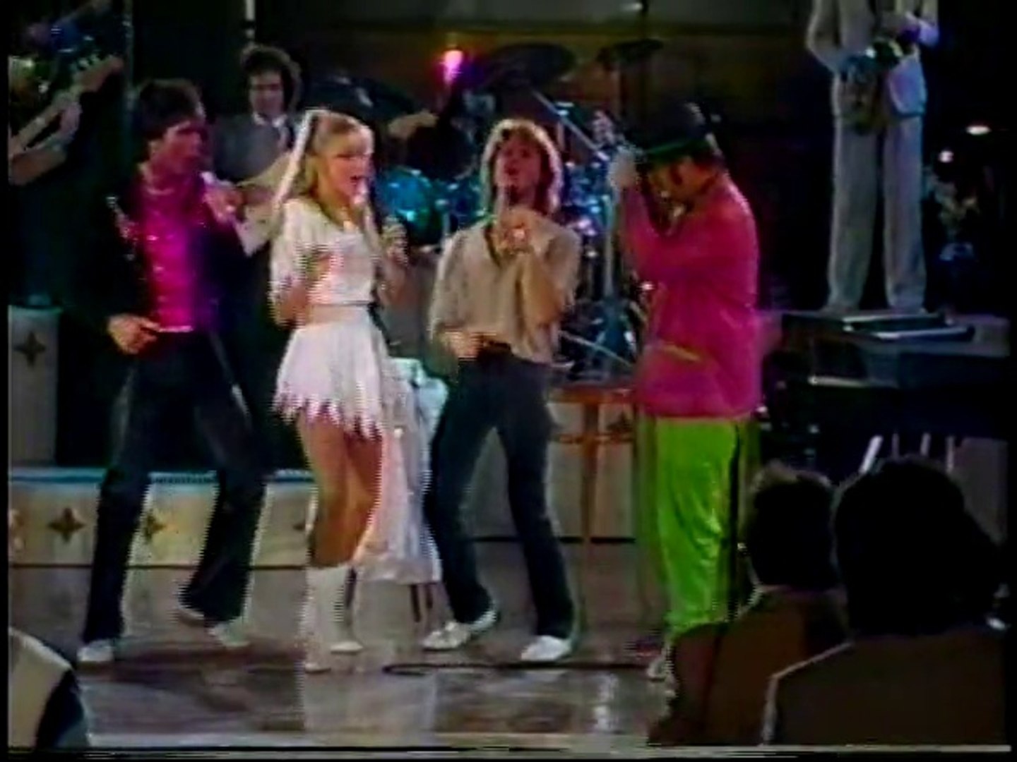 ⁣Olivia Newton-John, Andy Gibb, Cliff Richard and Elton John - Oh, Boy!