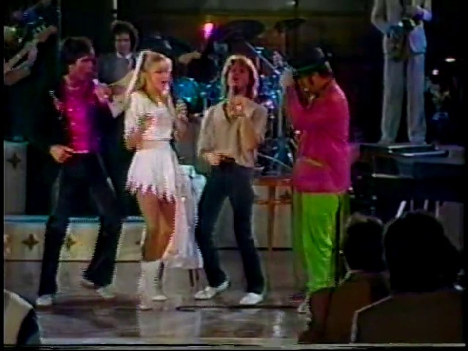 Olivia Newton-John, Andy Gibb, Cliff Richard and Elton John - Oh, Boy!
