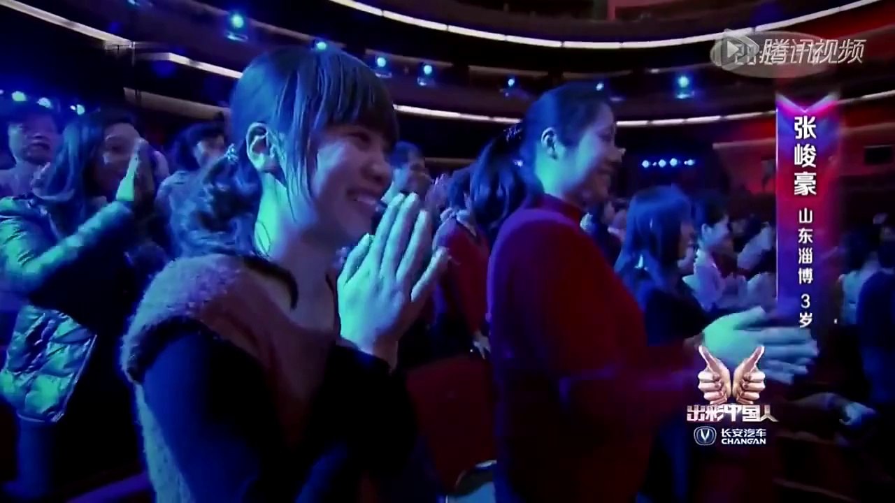 3 year old blows away judges with dancing skills - Amazing Chinese