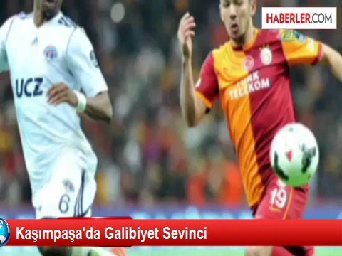 Kasımpaşalılar, Soyunma Odasında Galibiyet Pozu Verdi