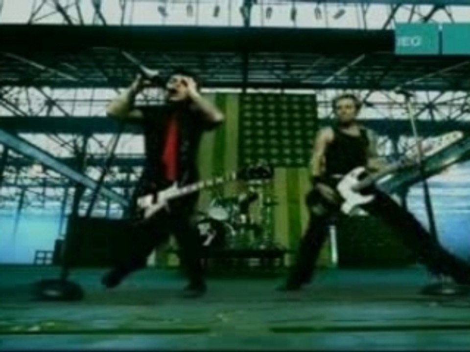Green Day_-_American_Idiot