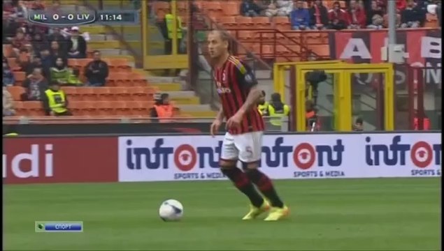 13 SA34 AC MILAN LIVOURNE ( 1ère mi-temps )