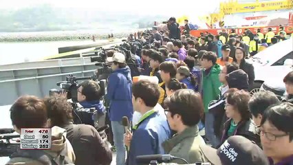 Download Video: Passengers of Sewol-ho ferry were told to stay inside cabins