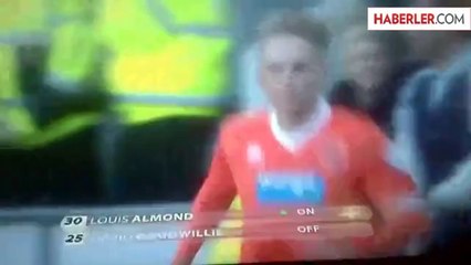 İngiltere'de Taraftar Sahaya Tenis Topları Attı