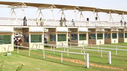Triathlon del deserto - Le sceicco Nasser batte tutti