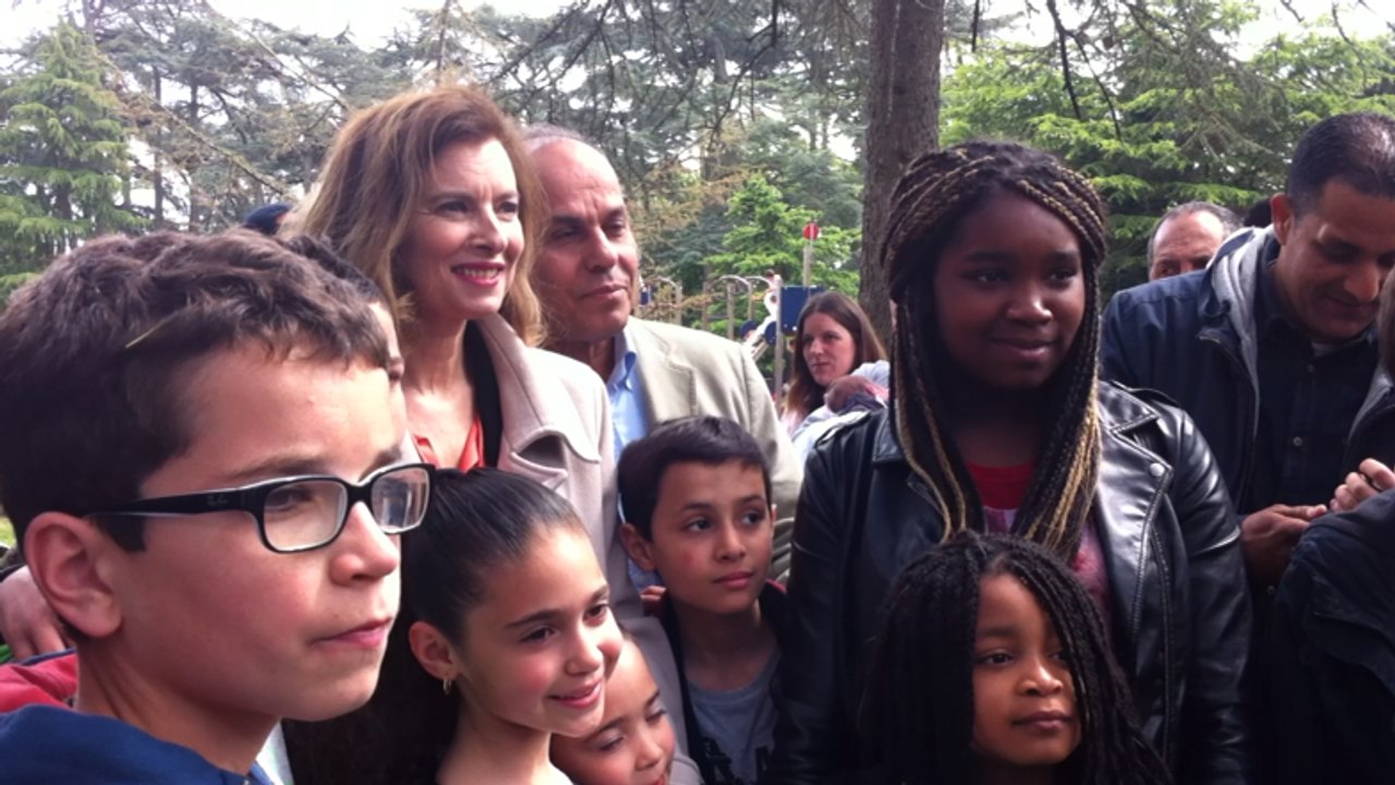 Valérie Trierweiler au Secours populaire