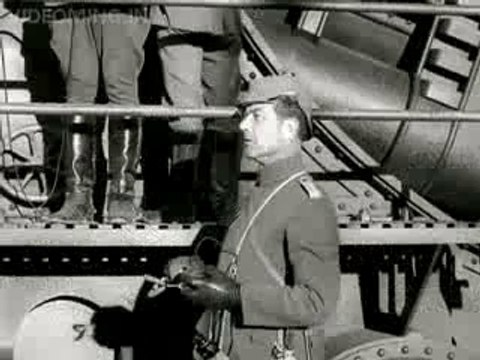 Missile Scene Funny (Classic Charlie Chaplin)