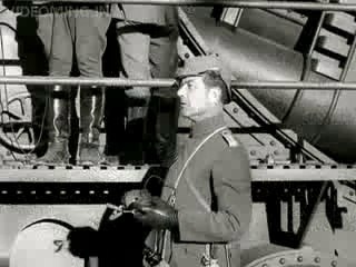 Missile Scene Funny (Classic Charlie Chaplin)