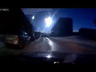 Gökyüzünü aydınlatan meteor