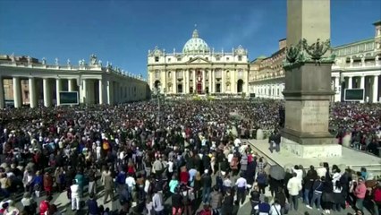 Messe de Pâques : le pape appelle à la paix en Ukraine et en Syrie