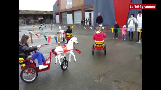 Loudéac. Des enfants au départ des courses hippiques