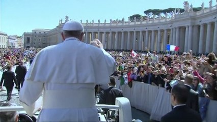 Rome: le pape appelle à la pacification en Ukraine