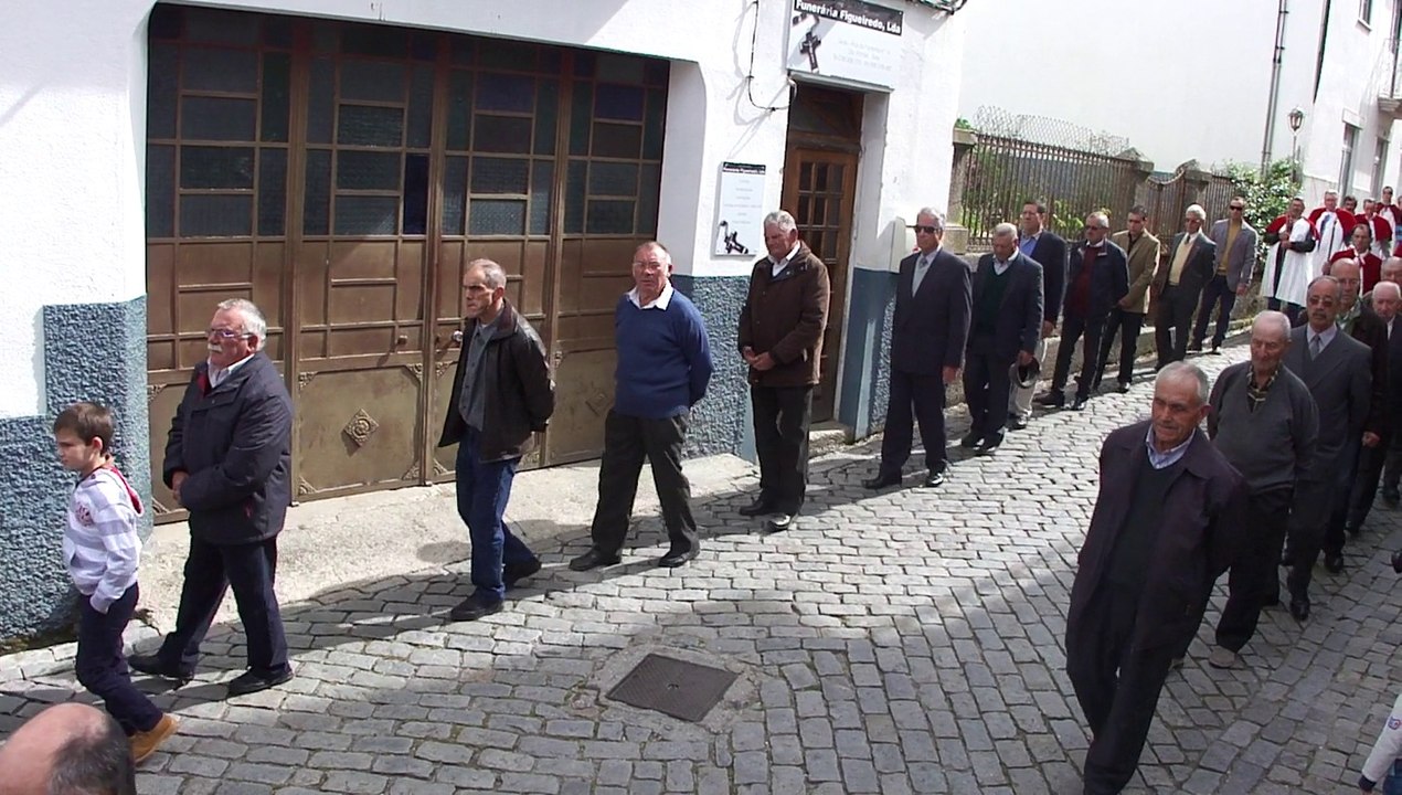 Procissão da Ressurreição em Loriga 20/ 04/2014