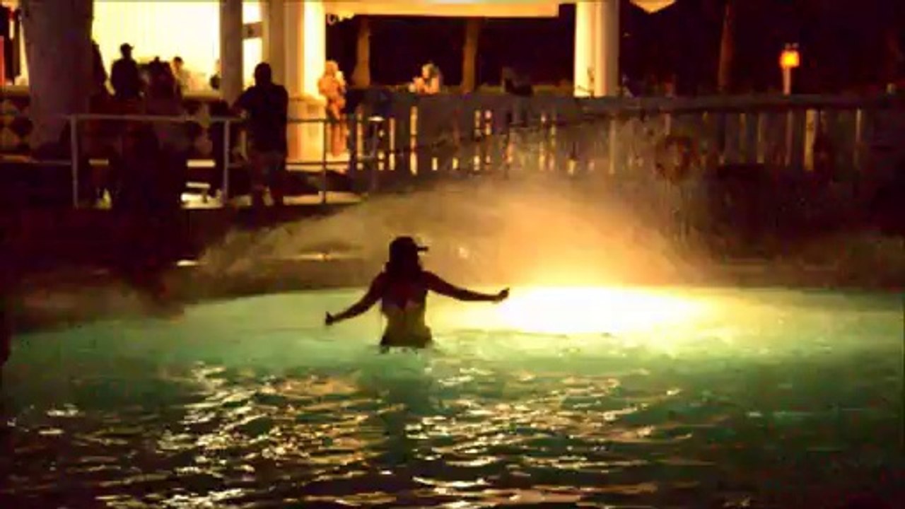 SOAK N WET MIAMI CARNIVAL POOL PARTY