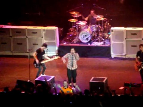 Simple Plan - Welcome To My Life