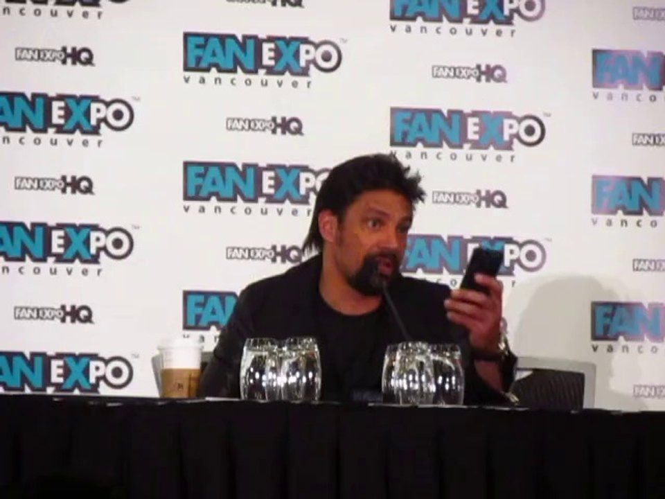 VFE 2014 (Manu Bennett) Clip 2