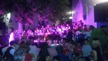 Τα μαχαίρια ---- Γιάννης Πουλόπουλος