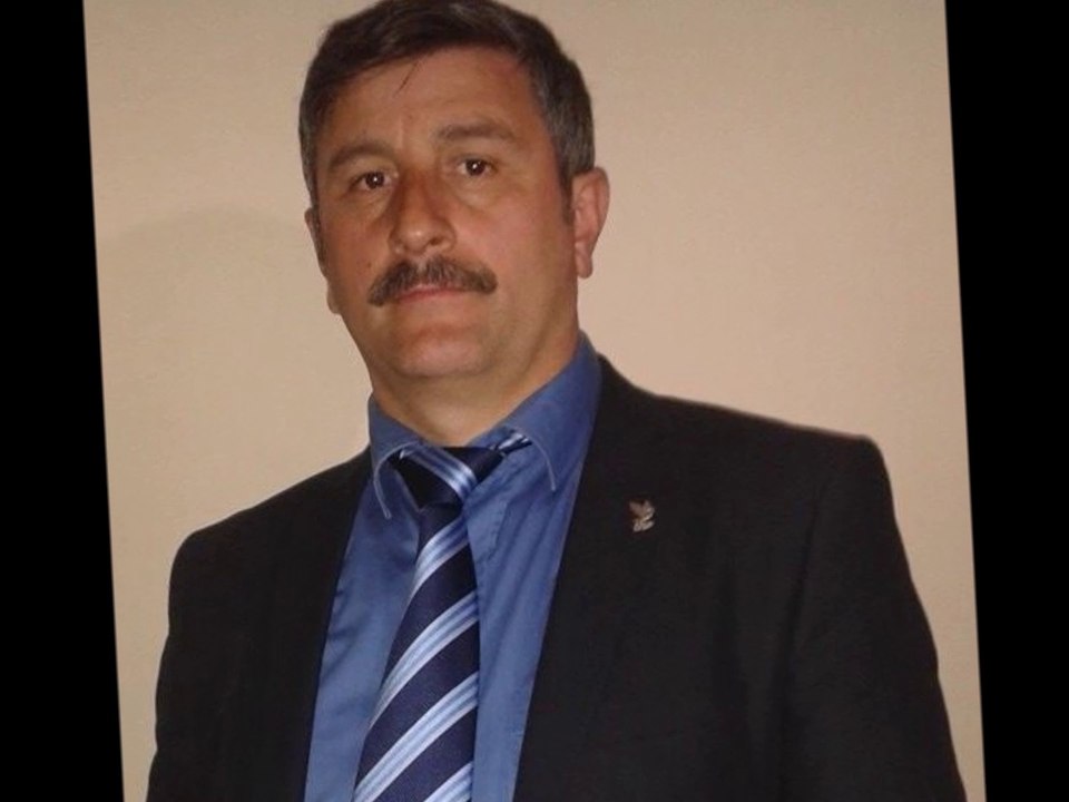 Türkülerim Yarim Kaldi--Miktat Ölmez