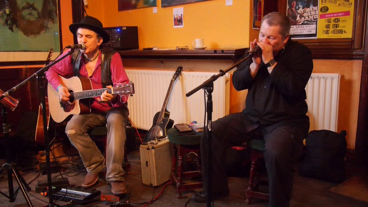 Robin Bibi & Alan Glen - Mystery Train
