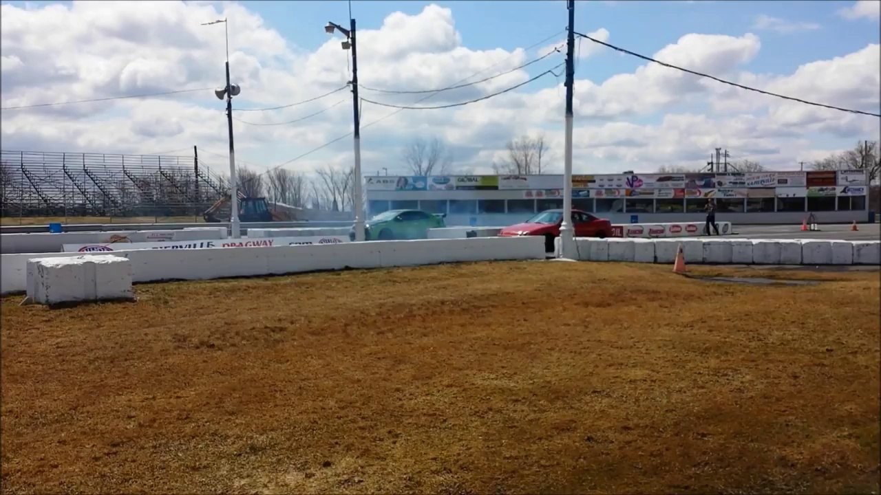 Meet au drag de Napierville en avril 2014