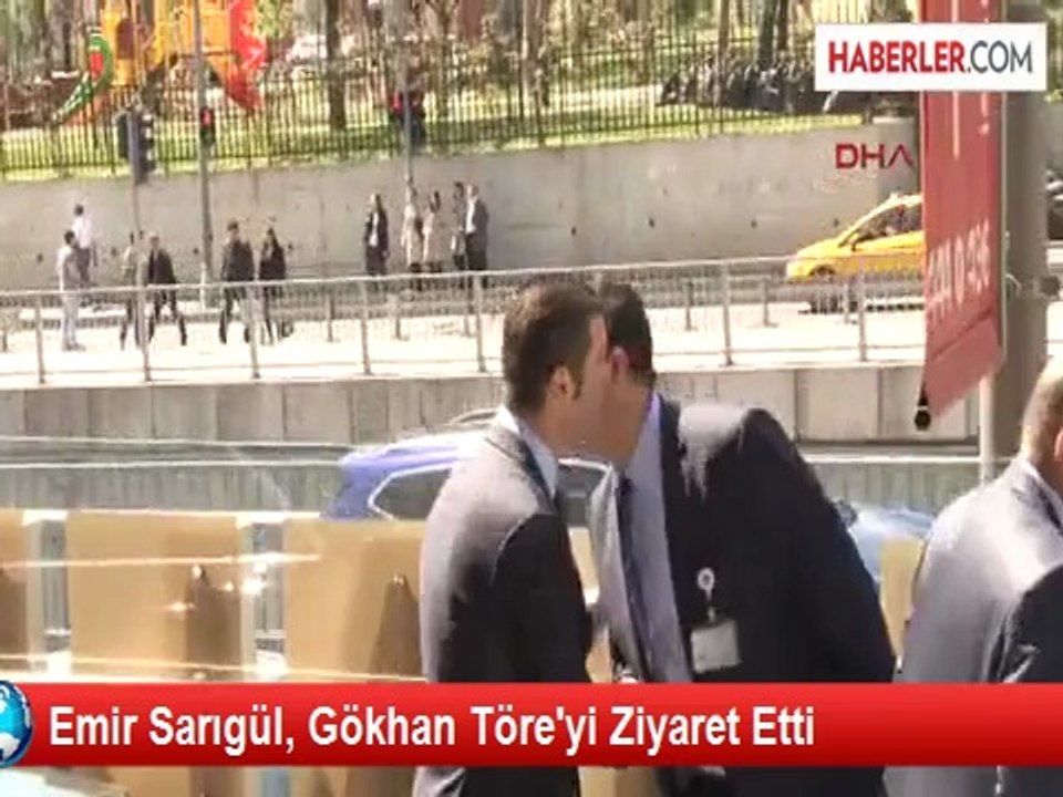 Emir Sarıgül, Gökhan Töre'yi Ziyaret Etti