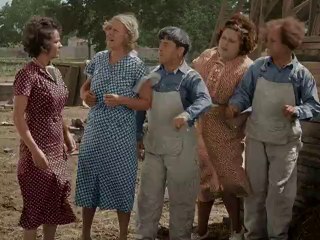 Los Tres Chiflados (Los tres sentados cansados) (Color) (Latino) mkv