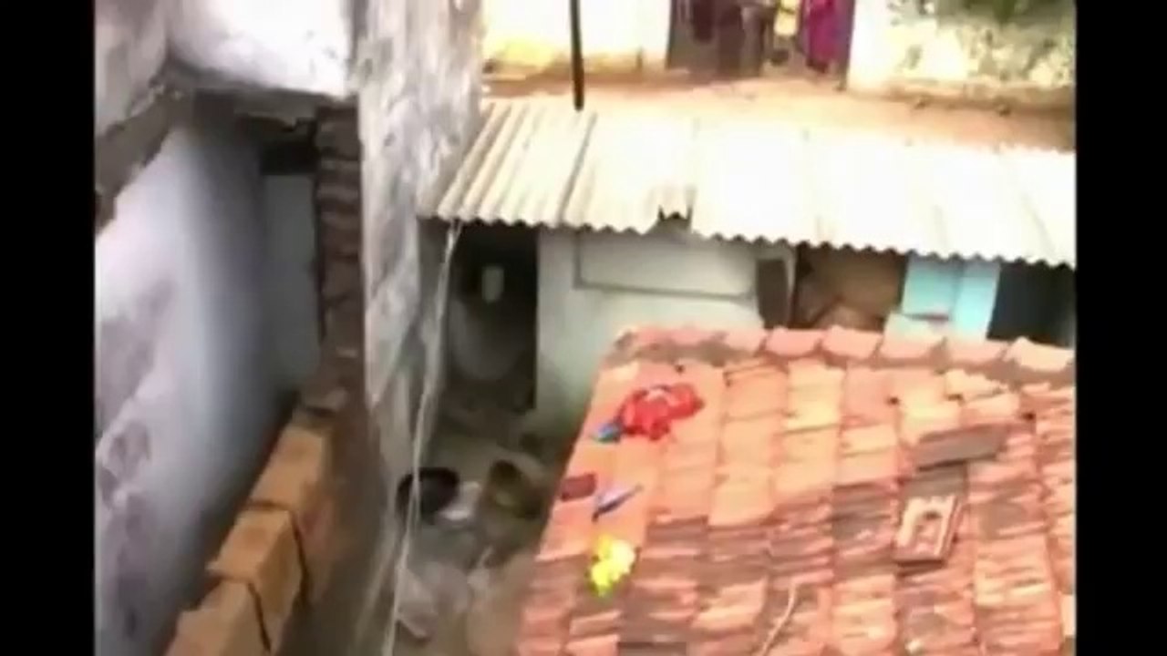 Leopard bites man in the butt but he escapes