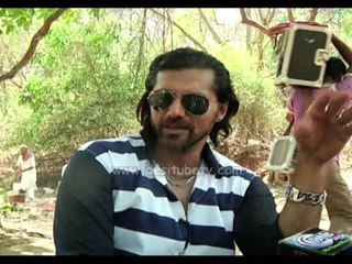 TV and film actors Eijaz Khan and Chetan Hansraj will play the characters of cop and gangster respectively