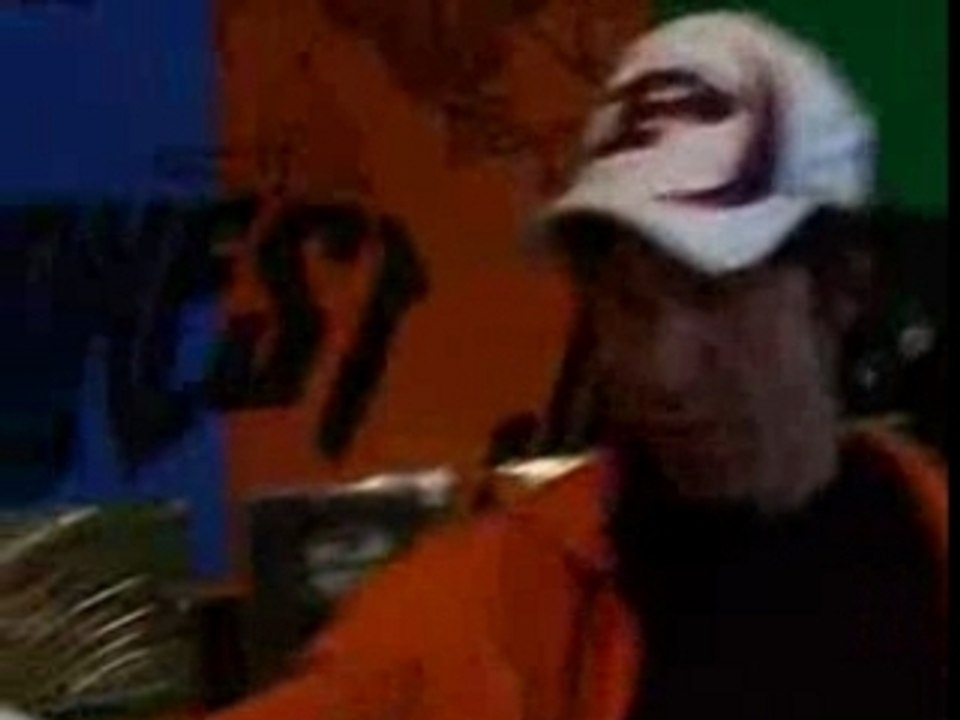 ojos de brujo-Trailer GIRANDO BARI