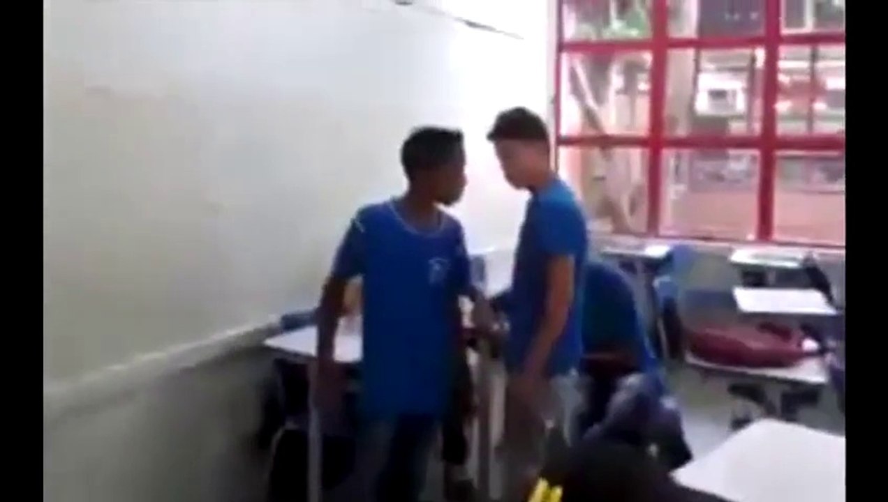 Tek Yumrukla Nakavt Eden Ergen