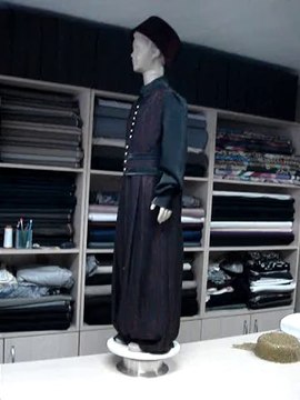 dönen vitrin mankeni