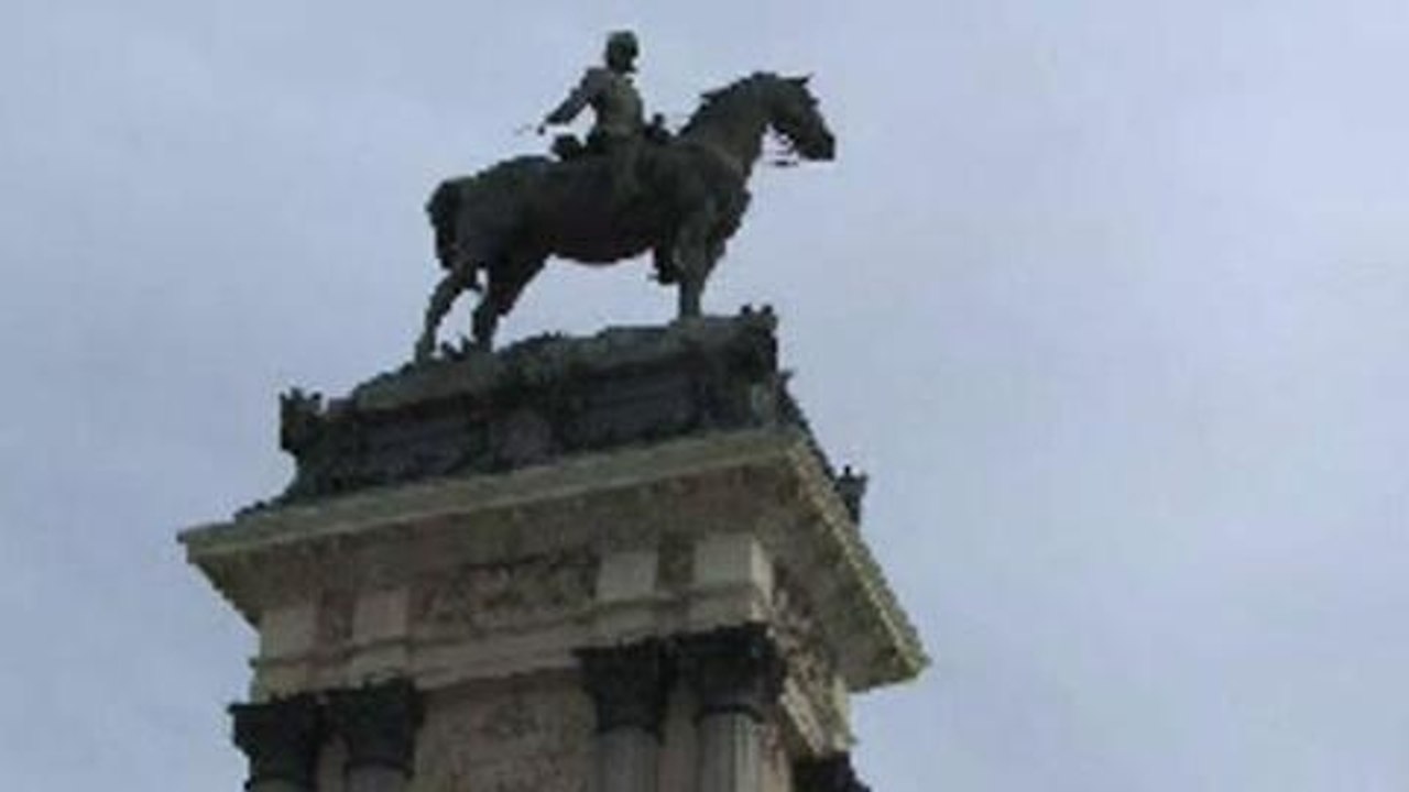 Madrid: a city divided by football