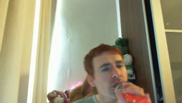 Wiwi égratigne soundwaves d'Angie Be