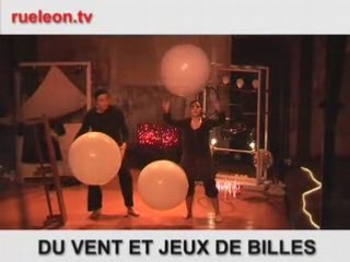 DU VENT ET JEUX DE BILLES
