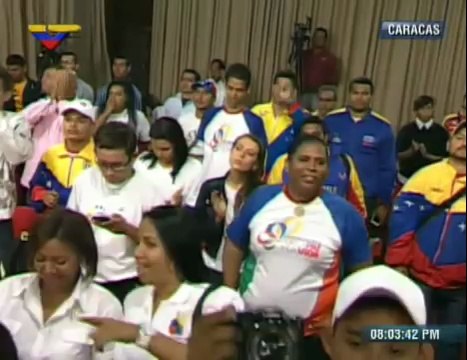 (Vídeo) Maduro bautizó el libro La Conciencia de la Lealtad del gobernador Jorge Luis García Carneiro