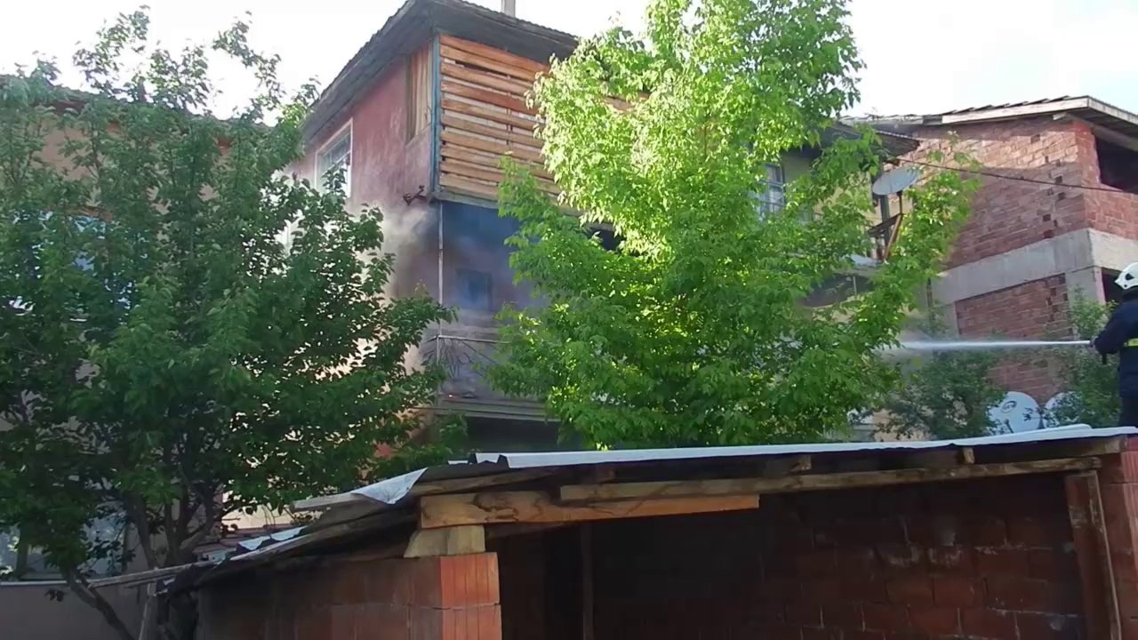 Osmancık'ta Ev Yangını