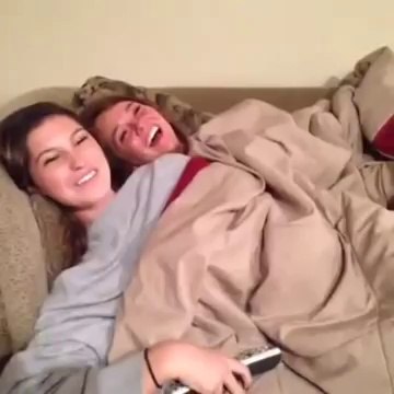 Girls can but guys can't funny2funnys