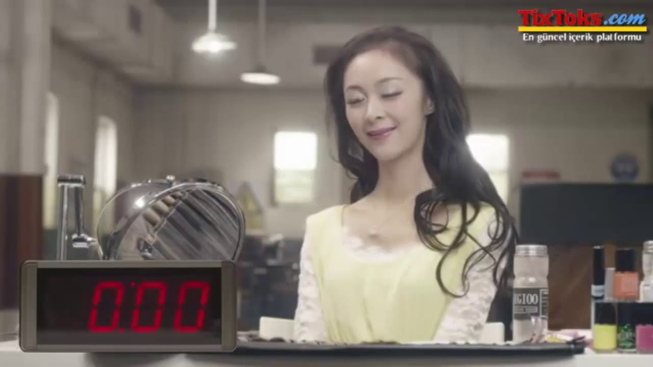 10 saniyede makyaj yapmak